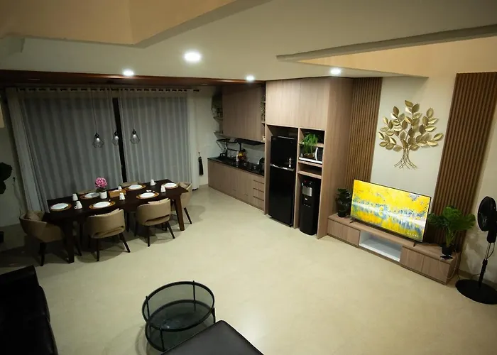 Modern Tropical House